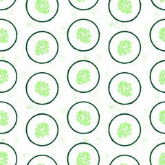 Seamless pattern with sliced cucumber - summer season vegetable. Close up drawing of cut cucumber. Green cucucmber on white grunge backdrop.