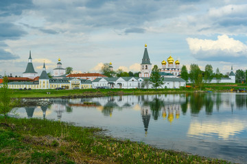 Fototapeta na wymiar Panorama of the Iversky Monastery in Valdai in Russia