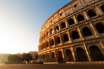 Fototapeta premium Colosseum at sunset in Rome, Italy