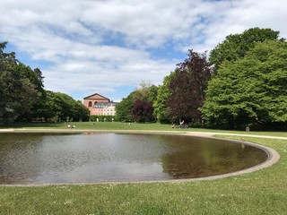 Kurfürstliches Palais in Trier mit Park