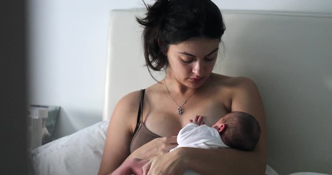 sexy breastfeeding 