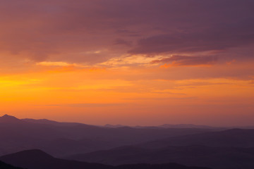 Obraz premium widok na góry w Karpatach