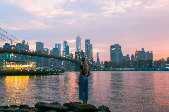Brooklyn Bridge at night