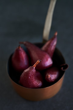 Spiced red wine poached pears with cinnamon