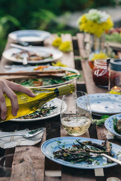 Pouring white wine