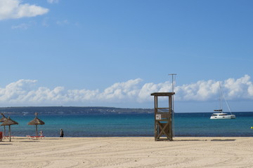lifeguard hut on beach