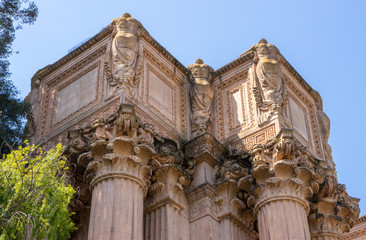 The Palace of Fine Arts is one of San Francisco's architectural landmarks.