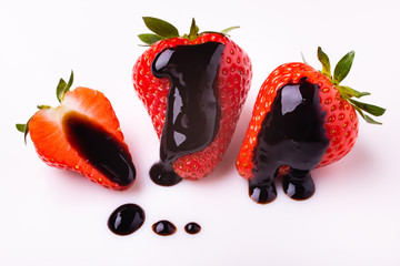 strawberries with balsamic vinegar icing