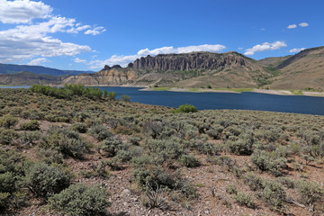 Fototapeta na wymiar The Dillion Pinnacles in Curecanti National Recreation Area, with the Gunnison River. Colorado