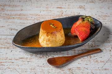 手作りプリン　Very delicious homemade custard pudding