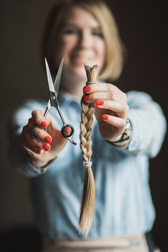 Cut hair for good cause
