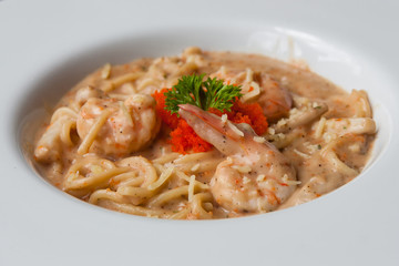 Creamy pasta spaghetti with shrimp