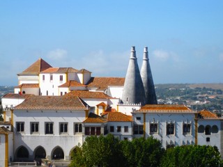 Obraz premium Palace of Sintra (Palacio Nacional de Sintra) in Sintra in a sunny, summer day, Portugal, Europe
