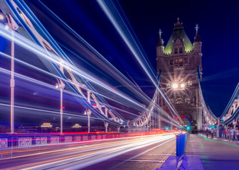Fototapeta na wymiar london tower bridge at night