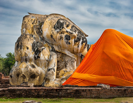 big lying buddha in ayutthaya, Thailand
