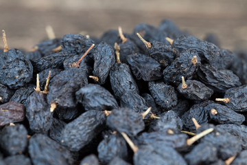 dry grapes