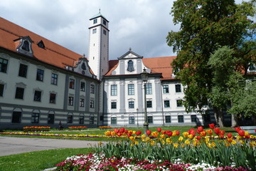 Frühling mit Tulpen in der Fürstbischhöflichen Residenz Augsburg