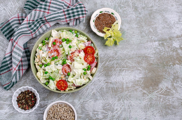 Salad of raw vegetables