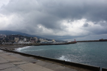 Fototapeta na wymiar Yalta in the morning