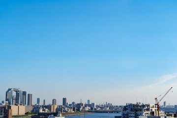 大阪　ビル群　都市風景