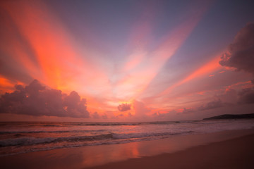 Fototapeta na wymiar Sunset on the beach at Thailand 