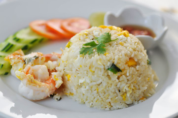 stir-fried rice with shrimp and vegetable