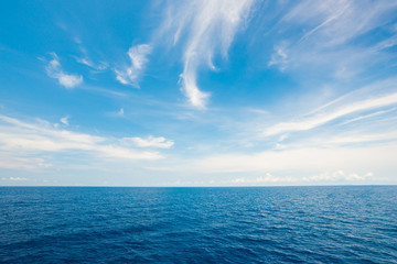 Fototapeta na wymiar Perfect beautiful seascape sky with cloud