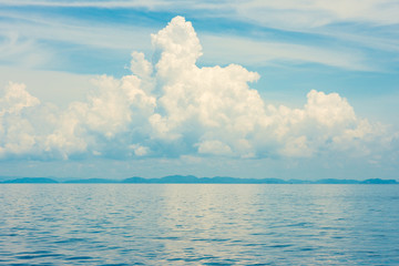 Obraz premium Perfect beautiful seascape sky with cloud