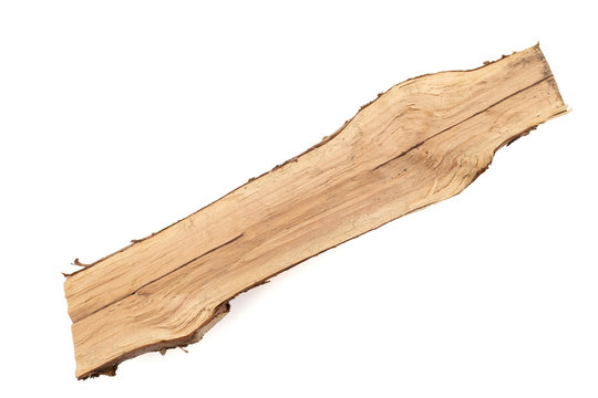 Ein Holzscheit &uuml;ber wei&szlig;em Hintergrund, freigestellt