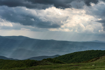 Obraz na płótnie Canvas Beautiful mountain view from the path from Beklemeto to Kozya Stena, Troyan Balkan, Bulgaria