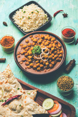 Chola / Chole or Choley Curry with Naan and rice