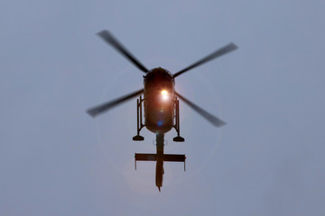 an helicopter from above with lights on © Tobias Arhelger
