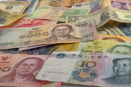 lots of banknote from various country