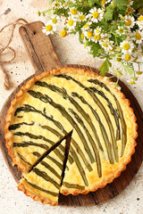 Tart of asparagus and cheese