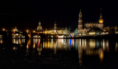 Obraz premium Dresden by Night Paraorama
