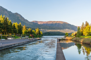 Fototapeta na wymiar Sunrise Fishermen at Cascade Locks Oregon