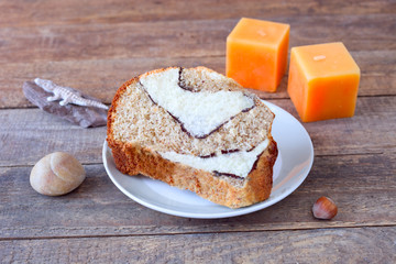 Marmorkuchen mit Nuss-Teig