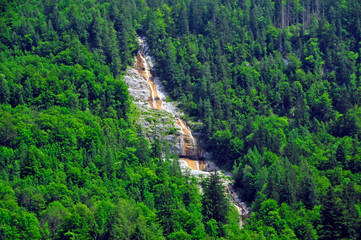 Fototapeta na wymiar Wasserfall in Berchtesgaden