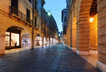 Fototapeta na wymiar Colorfull ancient street in the centre of Treviso