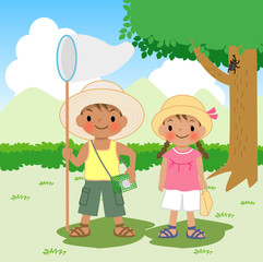 虫取りをする夏休みの子供