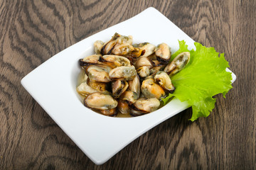 Pickled mussels