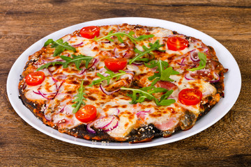 Obraz na płótnie Canvas Pizza with ham