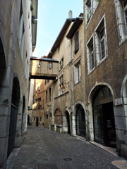 Fototapeta na wymiar Ville de Chambéry - rue basse du château