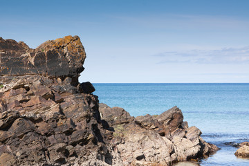 Fototapeta na wymiar Rocks and Horizon Shetland