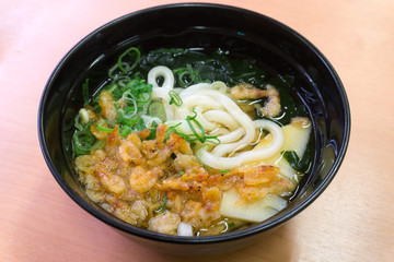 桜海老のかけうどん