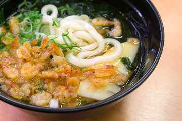 桜海老のかけうどん