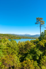 Obraz premium Lake Saint-Cassien near Montauroux