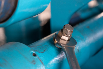 ์Nut wrench close pressure port