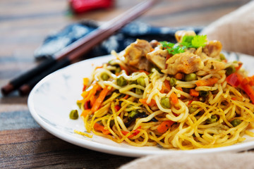 Noodles with Vegetables and Chicken