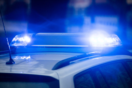 Blaulicht Polizei Einsatz Fahrzeug Schilder